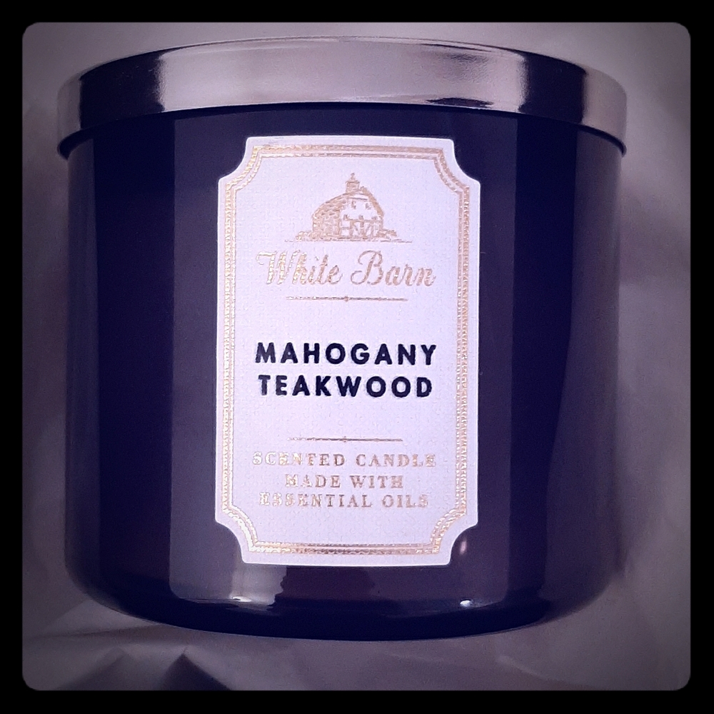 SCENTED CANDLE